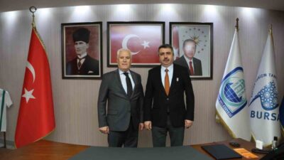 Bursa Büyükşehir Belediye Başkanı Mustafa Bozbey, Yıldırım ilçesinde kentsel dönüşüm