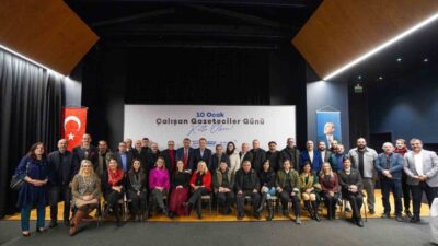 Beylikdüzü Belediye Başkanı Mehmet Murat Çalık, gazetecilerle buluşarak halkın haber