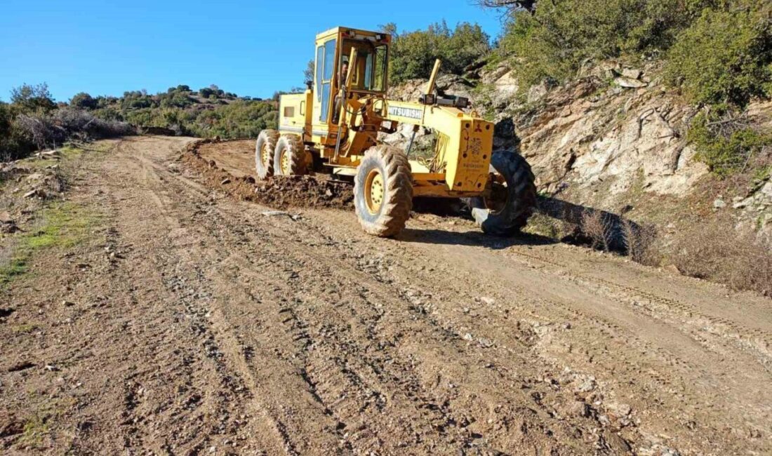 Aydın Büyükşehir Belediyesi, üreticilerin taleplerini dinleyerek kırsal mahallelerdeki yolları araç