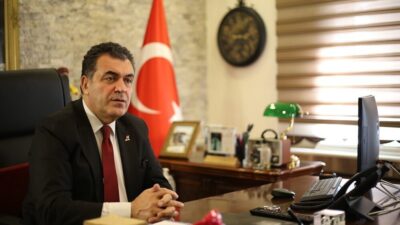 Ardahan Belediye Başkanı Faruk Demir, esnafın mali zorluklarını dikkate alarak