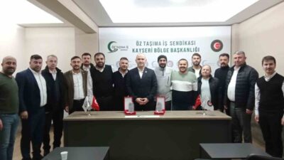 Kayseri'de Öz Taşıma İş Sendikası Bölge Başkanı Yıldıray Durak, heimlich