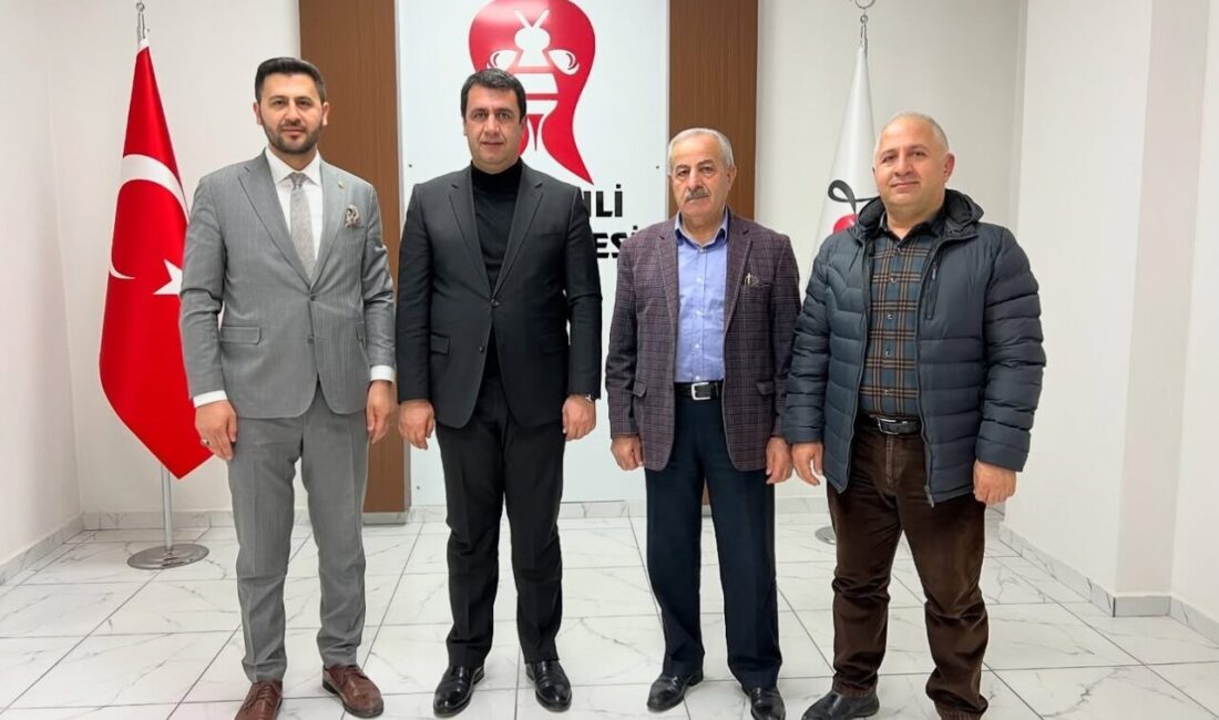 Başkan Geçirgen’den Başkan Şakar’a ziyaret Yüksekova Ziraat Odası Başkanı
