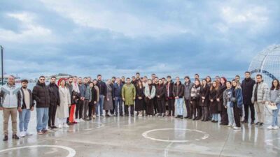 Kuşadası Belediye Başkanı Ömer Günel, CHP Kuşadası Gençlik Kolları toplantısında