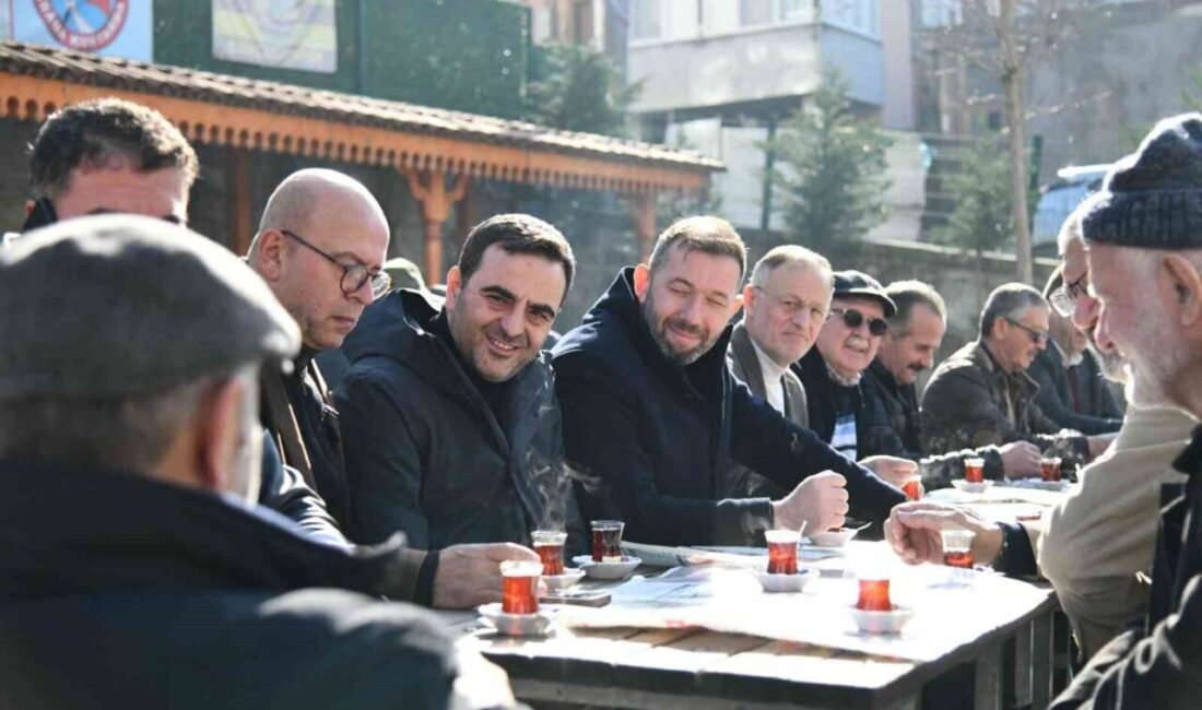 Başiskele Belediye Başkanı Yasin Özlü, Bahçecik ve Kılıçarslan Mahalleleri'nde vatandaşlarla