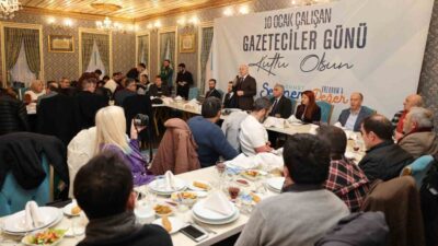 Erzurum Büyükşehir Belediye Başkanı Mehmet Sekmen, Çalışan Gazeteciler Günü'nde medya