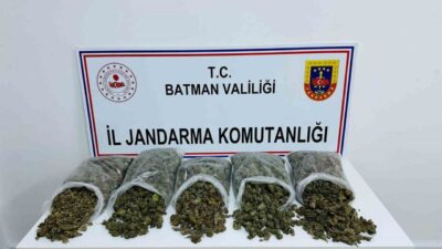 Batman'da yapılan operasyonda 10 kilo 250 gram skunk maddesi ele