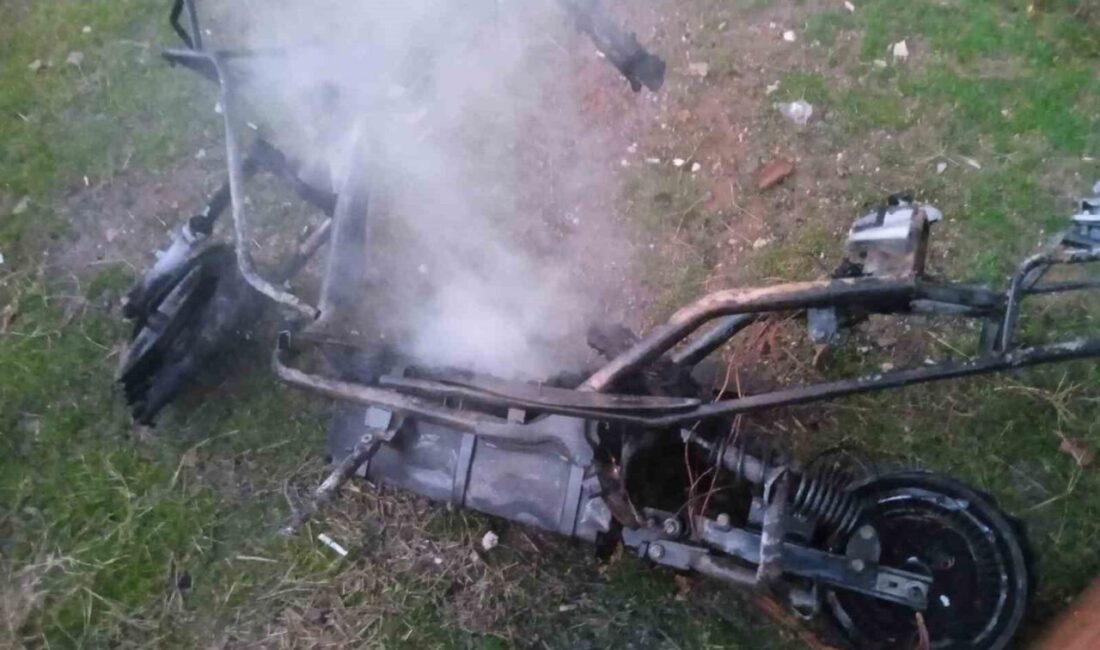 Batman’da seyir halindeki motosiklet alevlere teslim oldu Batman’da seyir halindeki motosiklet