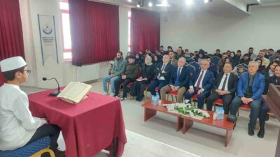 Erdem Bayazıt İmam Hatip Ortaokulu öğrencileri, mesleki yarışma finalinde Kur'an