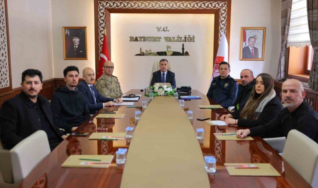 Bayburt Valisi Mustafa Eldivan,