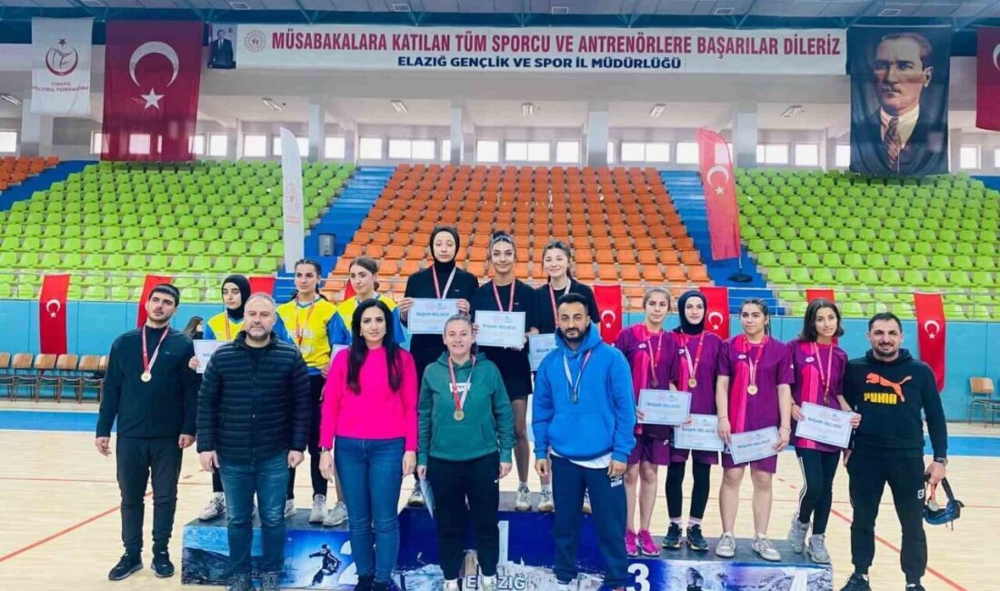 Elazığ'da gerçekleşen Okul Sporları Masa Tenisi Grup Müsabakalarında başarı elde