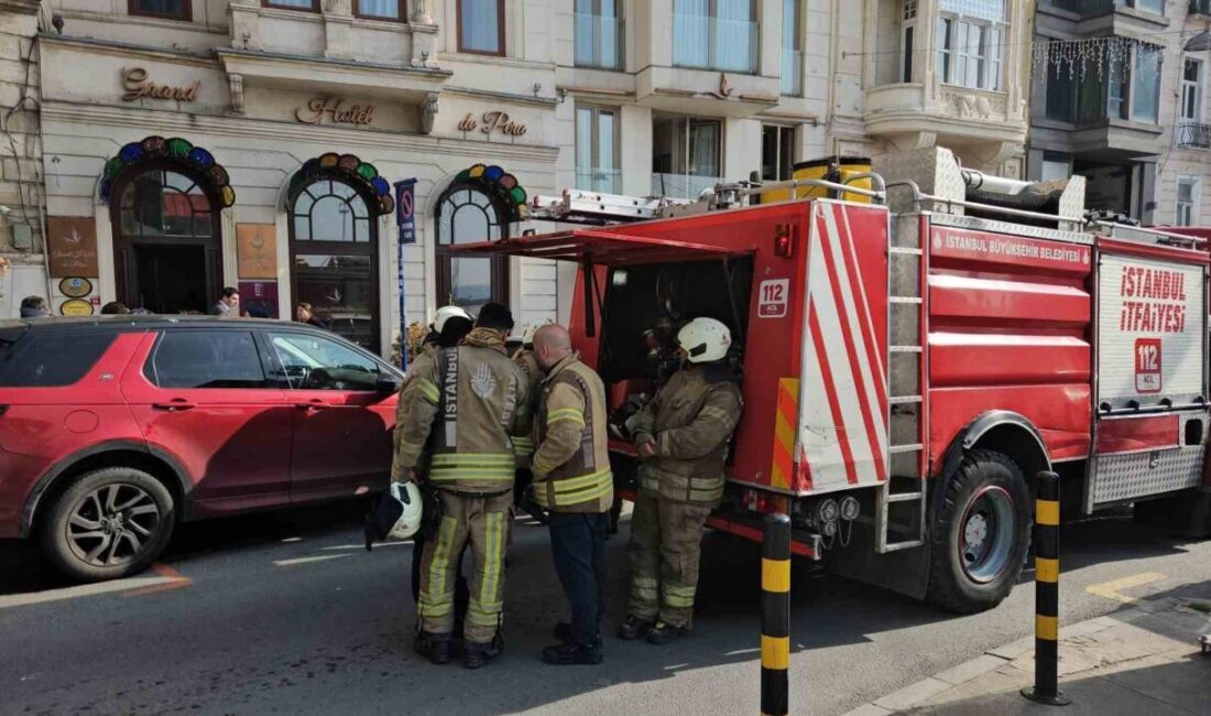 Beyoğlu’nda bulunan 5 katlı otelde sauna elektrik panosundan çıkan yangın