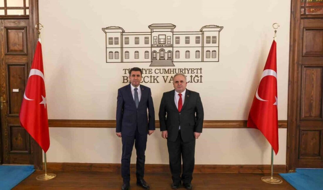 Bilecik Sanayi ve Teknoloji İl Müdürü Hamdi İğdeci, Vali Şefik