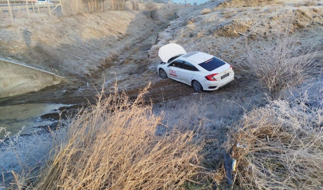 Bilecik’te otomobil şarampole yuvarlandı: 1 yaralı Bilecik'te yağışlı hava nedeniyle