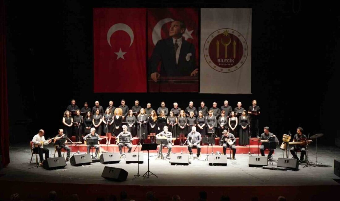 Bilecik’te Türk Halk Müziği konseri verildi Bilecik Belediyesi, Odunpazarı Belediyesi