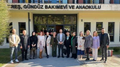 Bilim Sincan eğitmenleri, Bilim Şenliği projesi kapsamında TBMM kreşinde çocuklarla