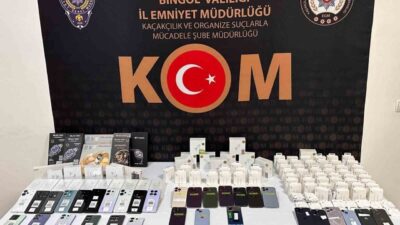 Bingöl'de polis ekiplerince yapılan operasyonda 34 telefon ve çok sayıda