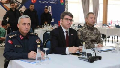 Amasya'da 1 yıldır aranan E.G. hırsızlık suçundan saklandığı evde polis