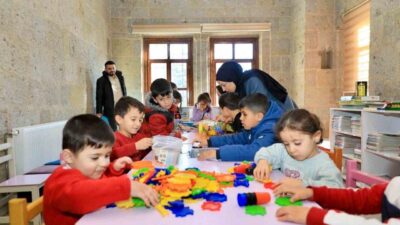 Bitlis Aile ve Sosyal Hizmetler İl Müdürlüğünce hayata geçirilen ‘Annemle