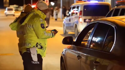 İl Emniyet Müdürlüğü tarafından, il merkezi ve 13 ilçede eş