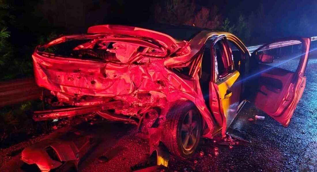 Burdur’da trafik kazası: 6 yaralı Bucak, Burdur'da iki otomobilin
