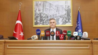 Bursa Büyükşehir Belediye Meclisi toplantısında Başkanvekili Mustafa Orkun Gazioğlu, Bolu'daki