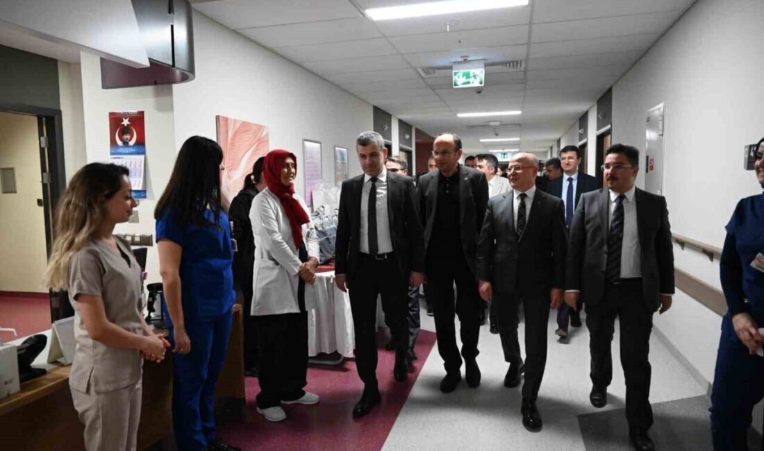 Bursa’da 2024’ün son, 2025’in ilk bebekleri dünyaya geldi Bursa Şehir Hastanesi’nde 2024’ün