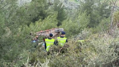 Bursa'nın İznik ilçesinde traktör kazasında Hasan Sarı hayatını kaybetti, eşi