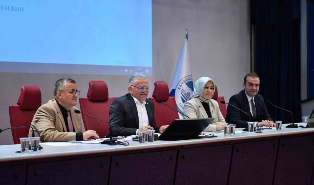 Büyükşehir, yılın ilk meclis toplantısını gerçekleştirdi Kayseri Büyükşehir Belediyesi Meclisinde