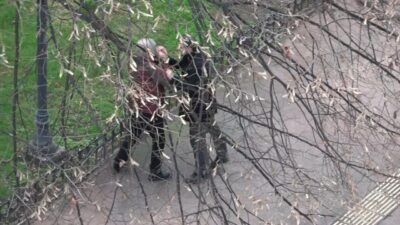 Samsun'da cadde üzerinde genç ile yaşlı arasında yaşanan tartışma polis