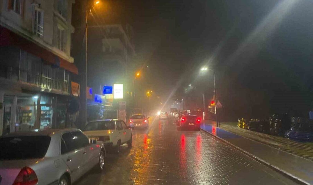 Çanakkale’nin Ayvacık ilçesi açıklarında 5.2 büyüklüğünde deprem meydana geldi. AFAD'dan