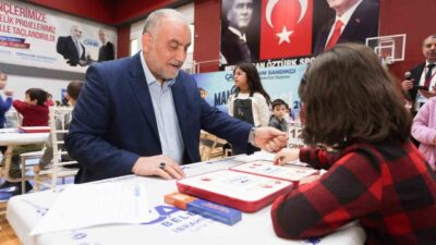 Canik Belediye Başkanı İbrahim Sandıkçı, ilçedeki eğitim alanındaki yatırımların devam