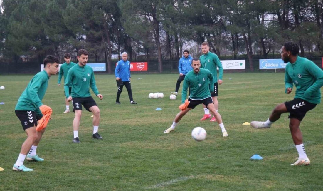 Sakaryaspor Başkanı Cumhur Genç, ligde küme düşme endişesi olmadığını ve