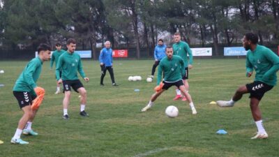 Sakaryaspor Başkanı Cumhur Genç, ligde küme düşme endişesi olmadığını ve