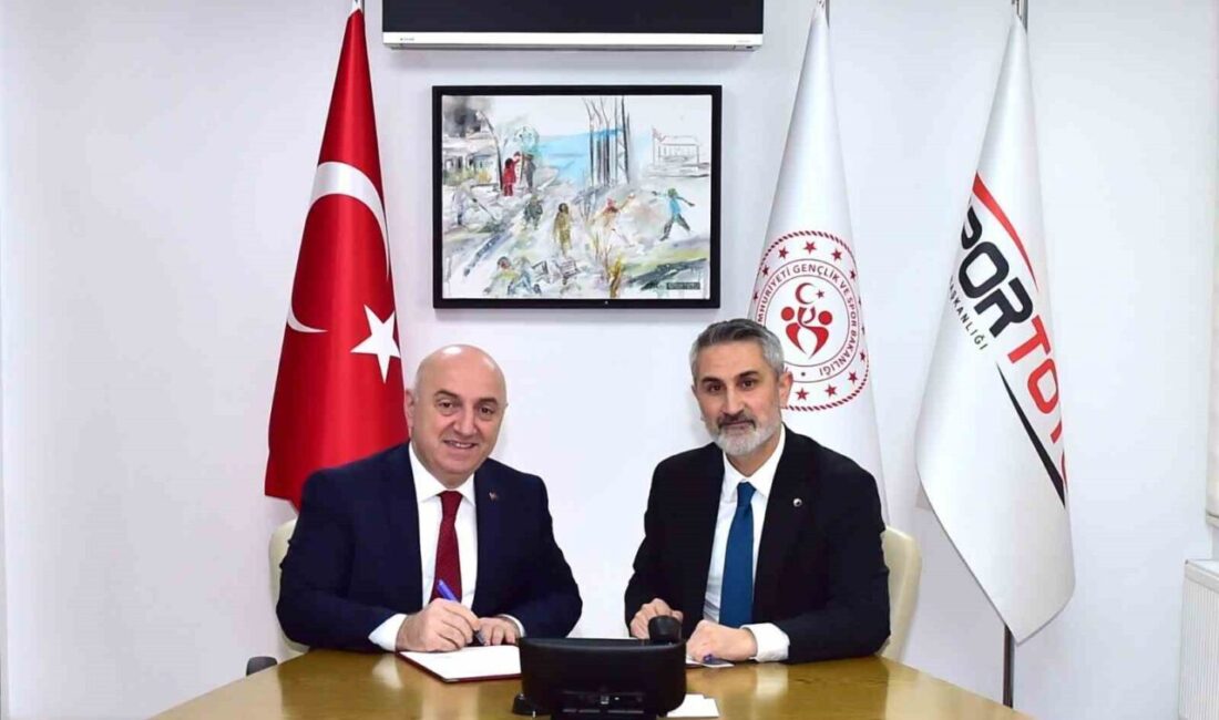 Darıca'da Atatürk Caddesi Spor Kompleksi ve ilçe stadyumu için imzalanan
