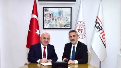 Darıca'da Atatürk Caddesi Spor Kompleksi ve ilçe stadyumu için imzalanan