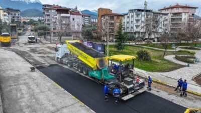 Denizli Büyükşehir Belediyesi, Merkezefendi ilçesinde yol altyapısını güçlendirmek amacıyla Yenişehir