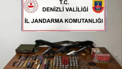 Denizli'de jandarma ekipleri tarafından düzenlenen operasyonlarda silah kaçakçılığını önlemek amacıyla