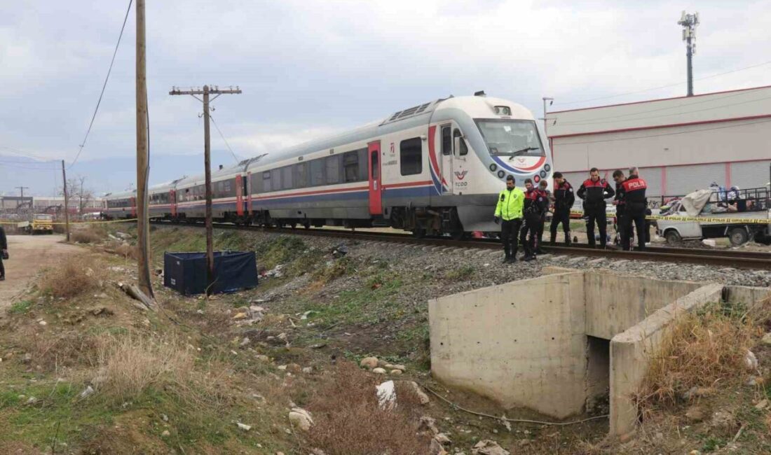 Denizli’de trenin çarptığı adam hayatını kaybetti Tren raylarından karşıya geçmeye