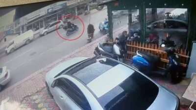 İznik'te yağışın etkisiyle kayganlaşan yolda motosiklet sürücüsü D.K. kaza yaptı.