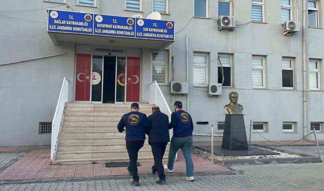 Diyarbakır’da 21 yıldır aranan zanlı yakalandı Diyarbakır'da uzun süredir aranan