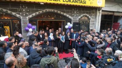 Diyarbakır'da Büyükşehir Belediyesi tarafından hizmete açılan Halk Lokantası'nın 3. şubesi