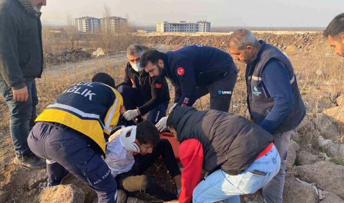 Diyarbakır’da otomobil takla attı: 3 yaralı Diyarbakır'ın Kayapınar ilçesinde meydana