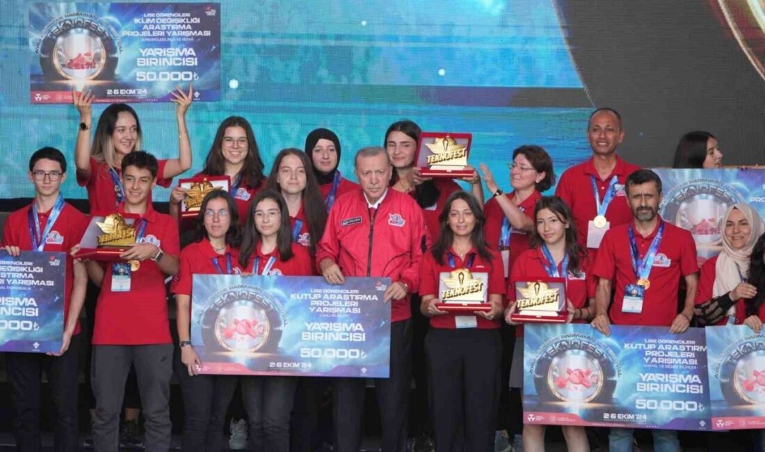 Afyonkarahisar Dumlupınar Bilim ve Sanat Merkezi öğrencileri, başarılı projelerle adlarından