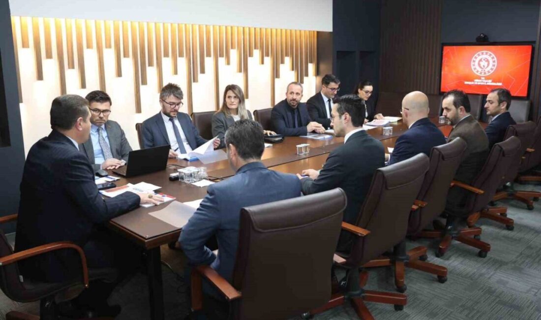 Düzce Valisi Selçuk Aslan, İl Gençlik ve Spor Müdürlüğü'nden 2024'te