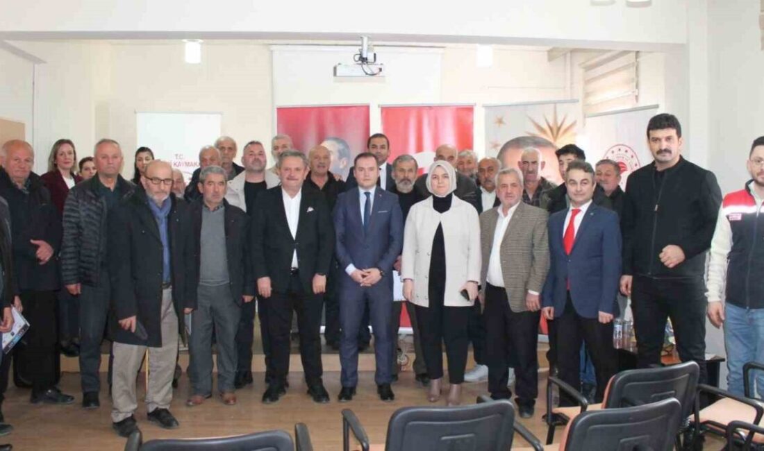 Tarım ve Orman Bakanlığı projesi kapsamında Cumayeri ilçesindeki çiftçilere sertifikaları