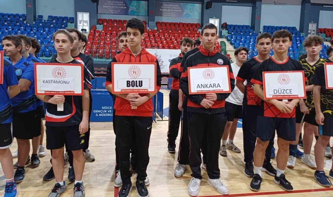 Düzce’nin ev sahipliğinde okul sporları masa tenisi başladı Düzce'de düzenlenen okul sporları
