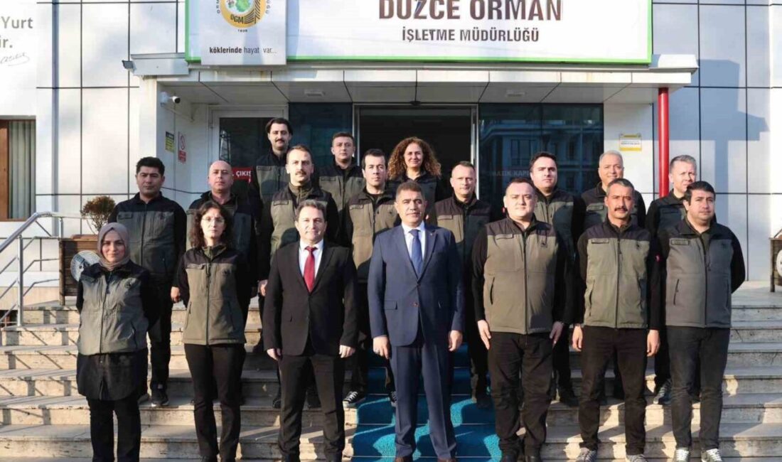 Düzce Valisi Selçuk Aslan, 2024 yılı faaliyetleri hakkında bilgi almak