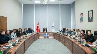 Erzincan Binali Yıldırım Üniversitesi'nde gerçekleştirilen toplantıda uygulama ve araştırma merkezlerinin