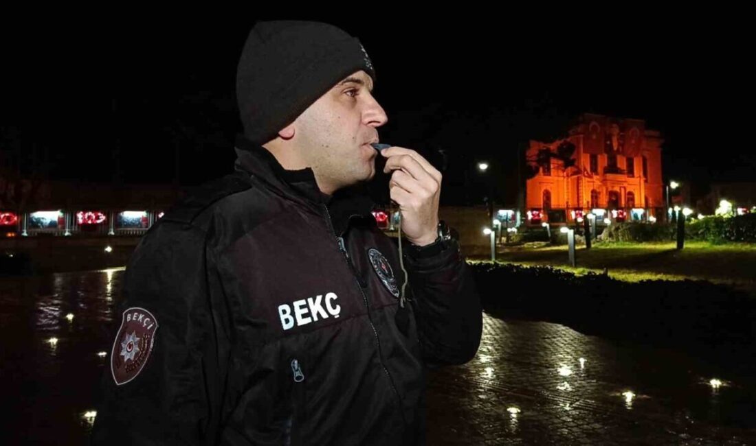 Edirne’de “Gece Kartalları” ıssız sokakların sesi oluyor Edirne'deki mahalle bekçileri, halkın