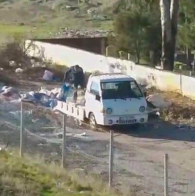 Efeler Belediyesi çevreyi kirletenlere göz açtırmıyor Efeler Belediyesi Zabıta Müdürlüğü